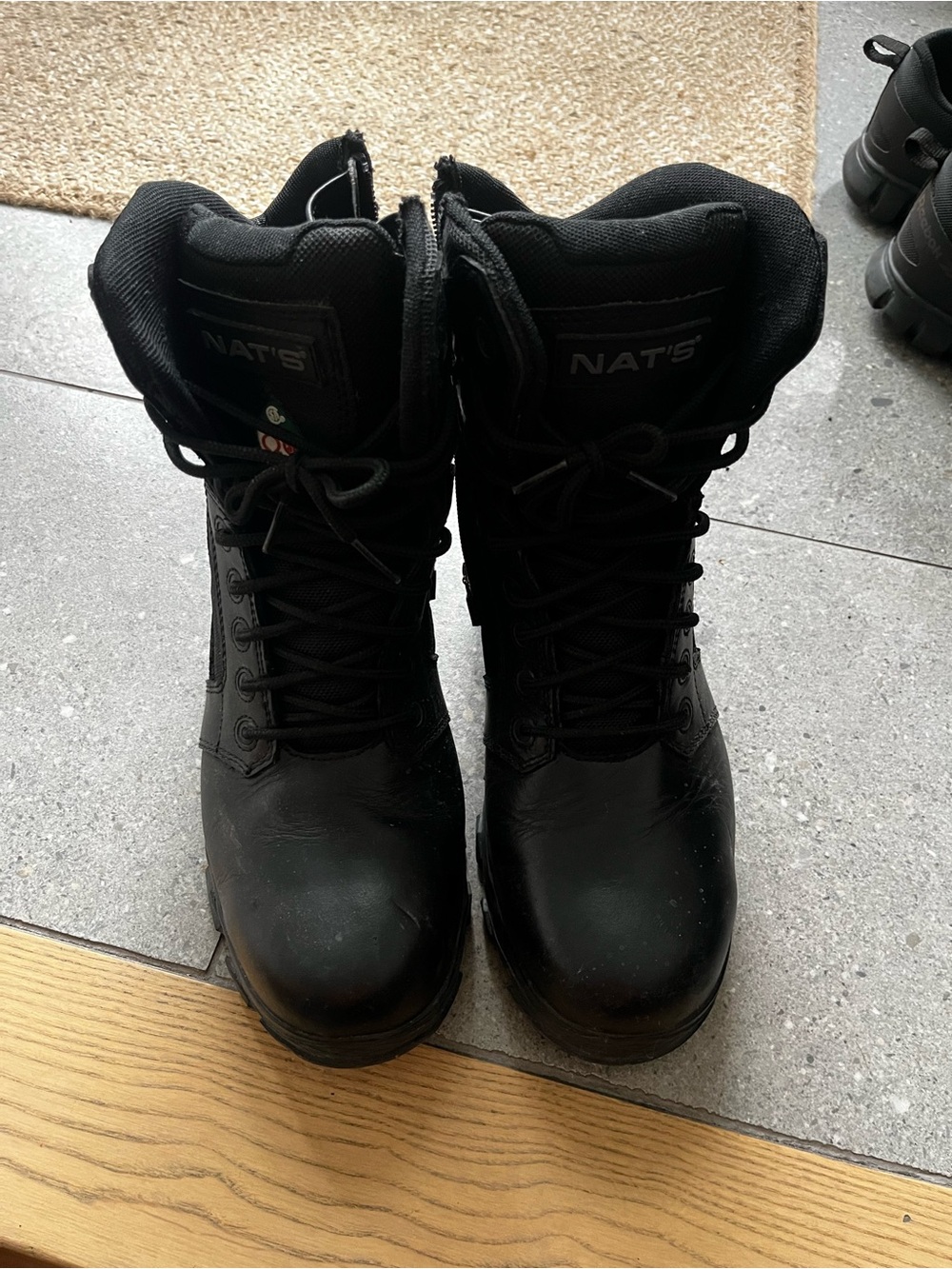 Black Men's Heavy-Duty Tactical Boots - Lace-Up Support